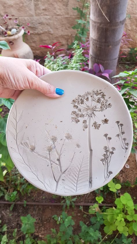 ceramic ideas, diy ceramics, ceramic diy, ceramic painting design ideas, pottery painting ideas for beginners, pottery painting ideas aesthetic
