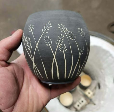 ceramic ideas, diy ceramics, ceramic diy, ceramic painting design ideas, pottery painting ideas for beginners, pottery painting ideas aesthetic