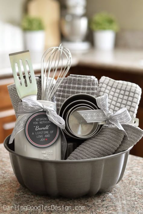 graduation basket ideas, graduation gift basket ideas, graduation gift basket ideas, high school graduation basket ideas, college graduation basket ideas, graduation gift basket ideas for him, graduation gift basket ideas for her, graduation basket ideas for him