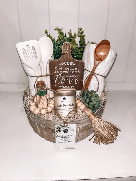 graduation basket ideas, graduation gift basket ideas, graduation gift basket ideas, high school graduation basket ideas, college graduation basket ideas, graduation gift basket ideas for him, graduation gift basket ideas for her, graduation basket ideas for him