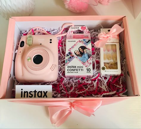 graduation basket ideas, graduation gift basket ideas, graduation gift basket ideas, high school graduation basket ideas, college graduation basket ideas, graduation gift basket ideas for him, graduation gift basket ideas for her, graduation basket ideas for him