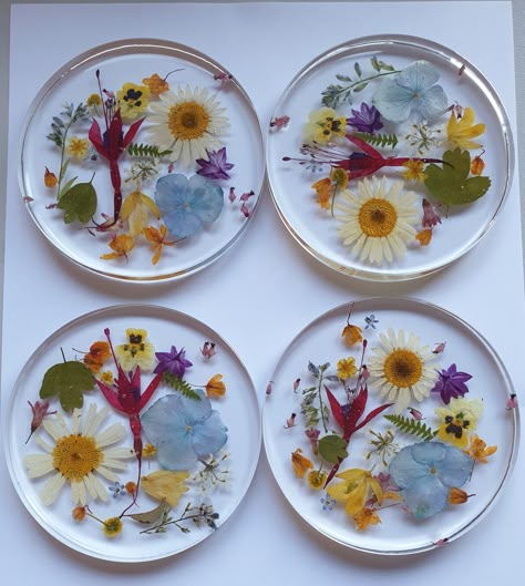 pressed flower crafts, dried flowers ideas, pressed flowers, dried flowers ideas decor, what to do with pressed flowers